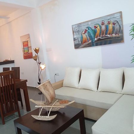 White Rose Safari Home Stay Udawalawe Exterior foto