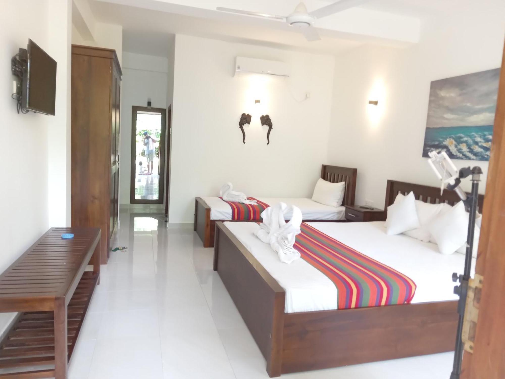 White Rose Safari Home Stay Udawalawe Exterior foto
