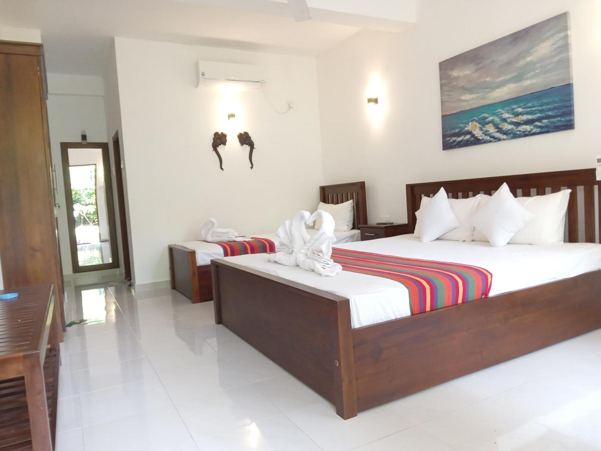 White Rose Safari Home Stay Udawalawe Exterior foto